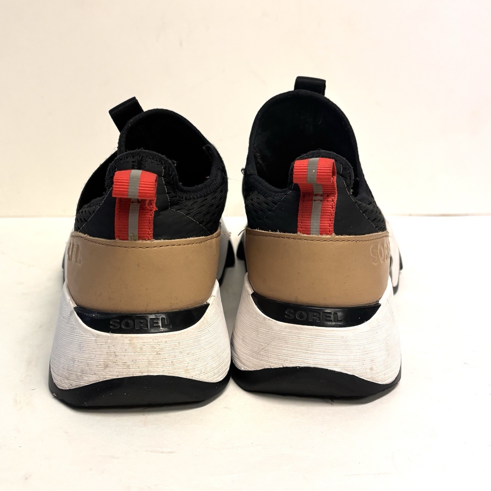 Sorel Kinetic Impact II Strap Sneakers Women’s 10 Black Mesh And Leather