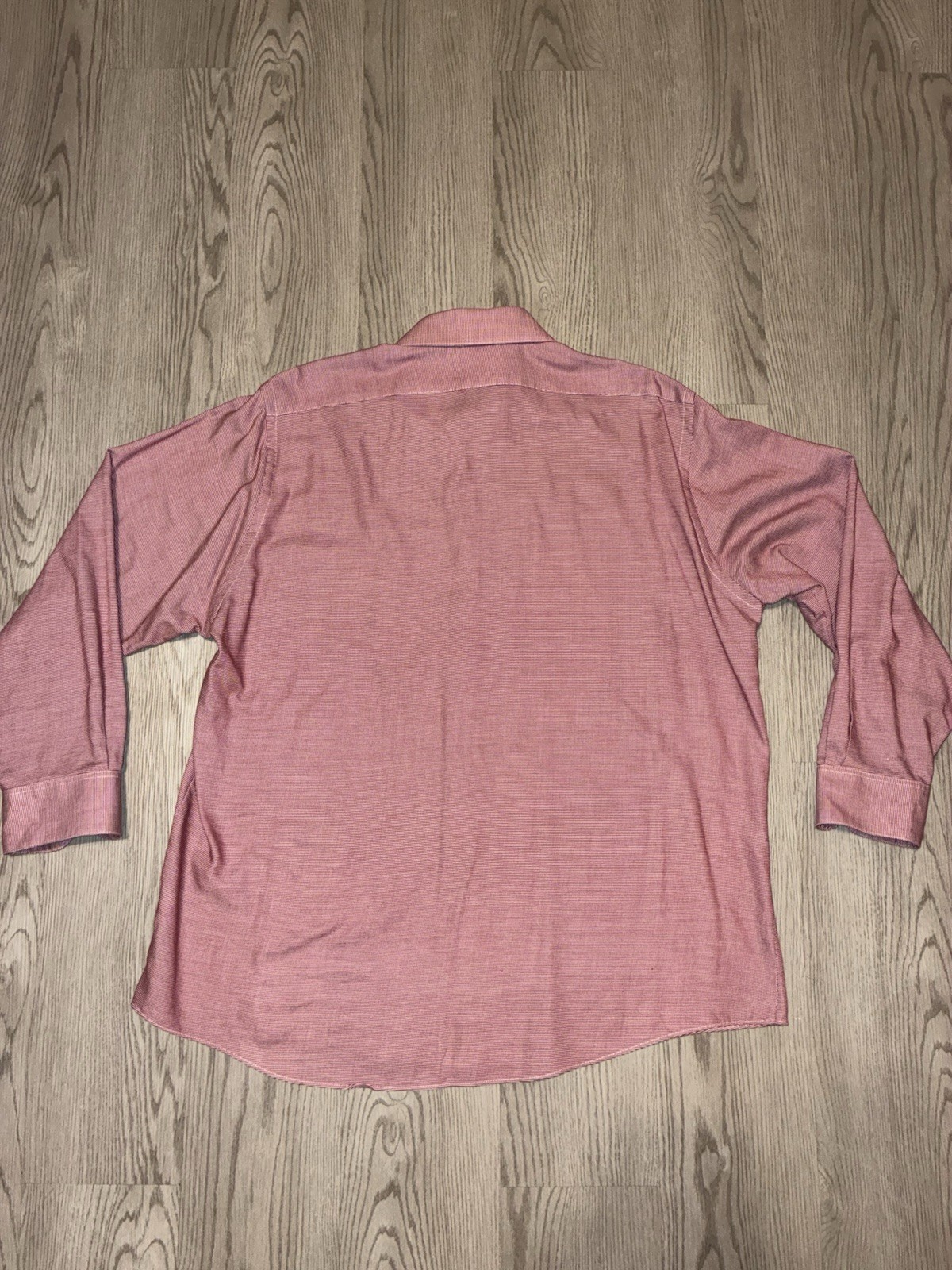 Van Heusen Regular Fit Wrinkle Free / Dress Shirt Red/White 16.5 32/33
