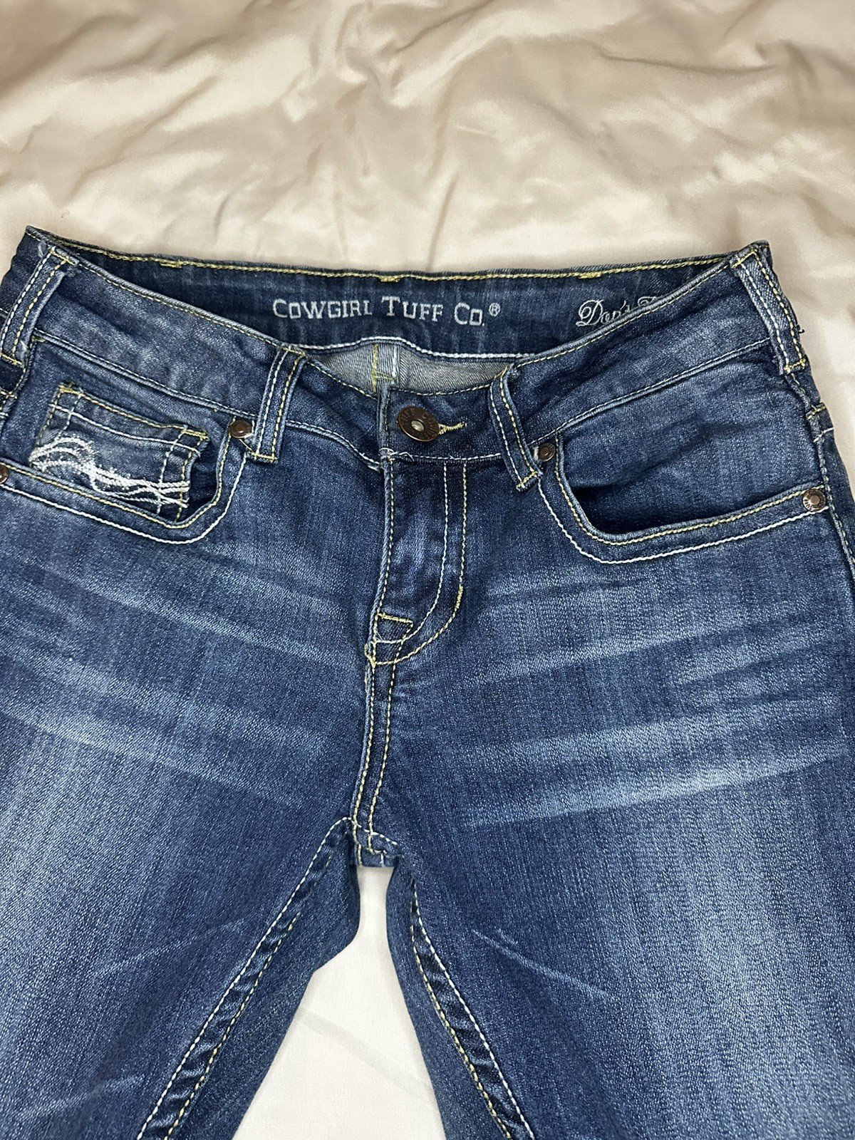 Women’s Cowgirl Tuff Co Jeans Hot Shot Sz 27×31