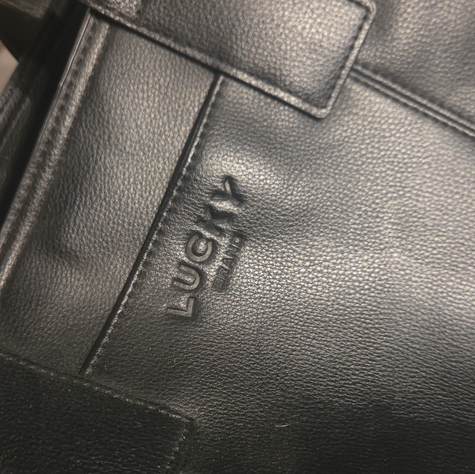Lucky Brand Black Pebbled Tote Bag, Magnetic Closure, Lined, Inner Pockets