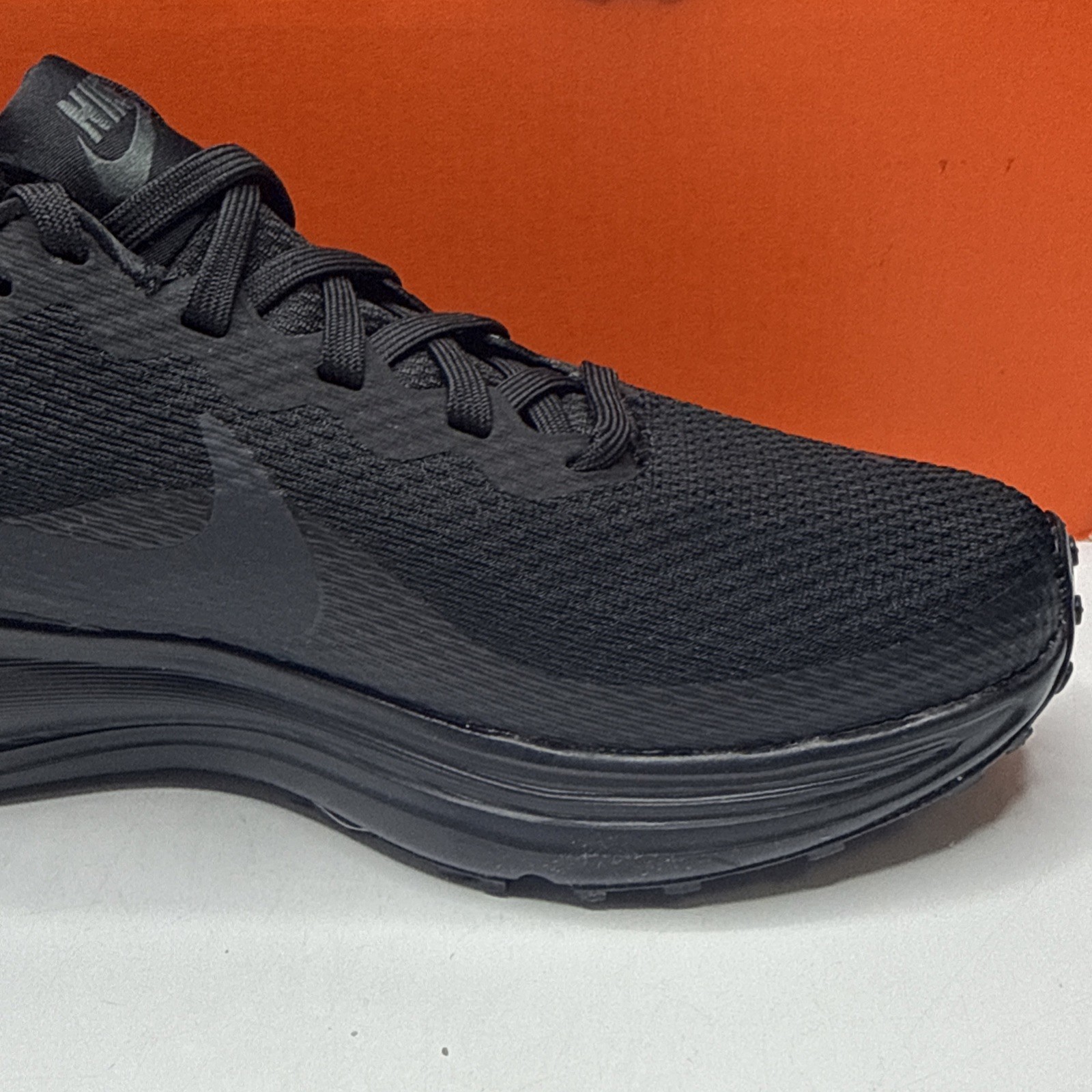 Size 6 Women’s Nike Revolution 8 Workout Running Shoes HJ8485 Black No Lid New