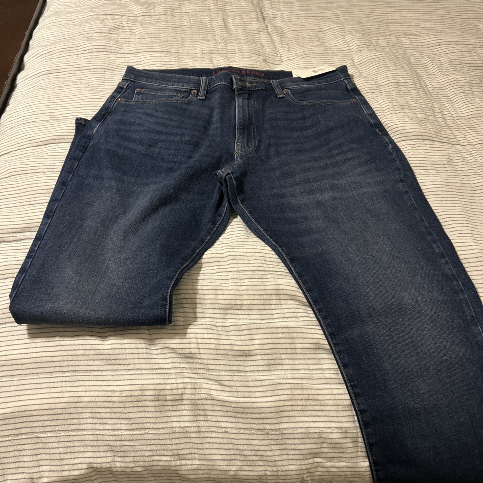 Lucky Brand 412 Athletic Men’s Mid Rise Slim Jeans SIZE 34×30 FREE SHIPPING