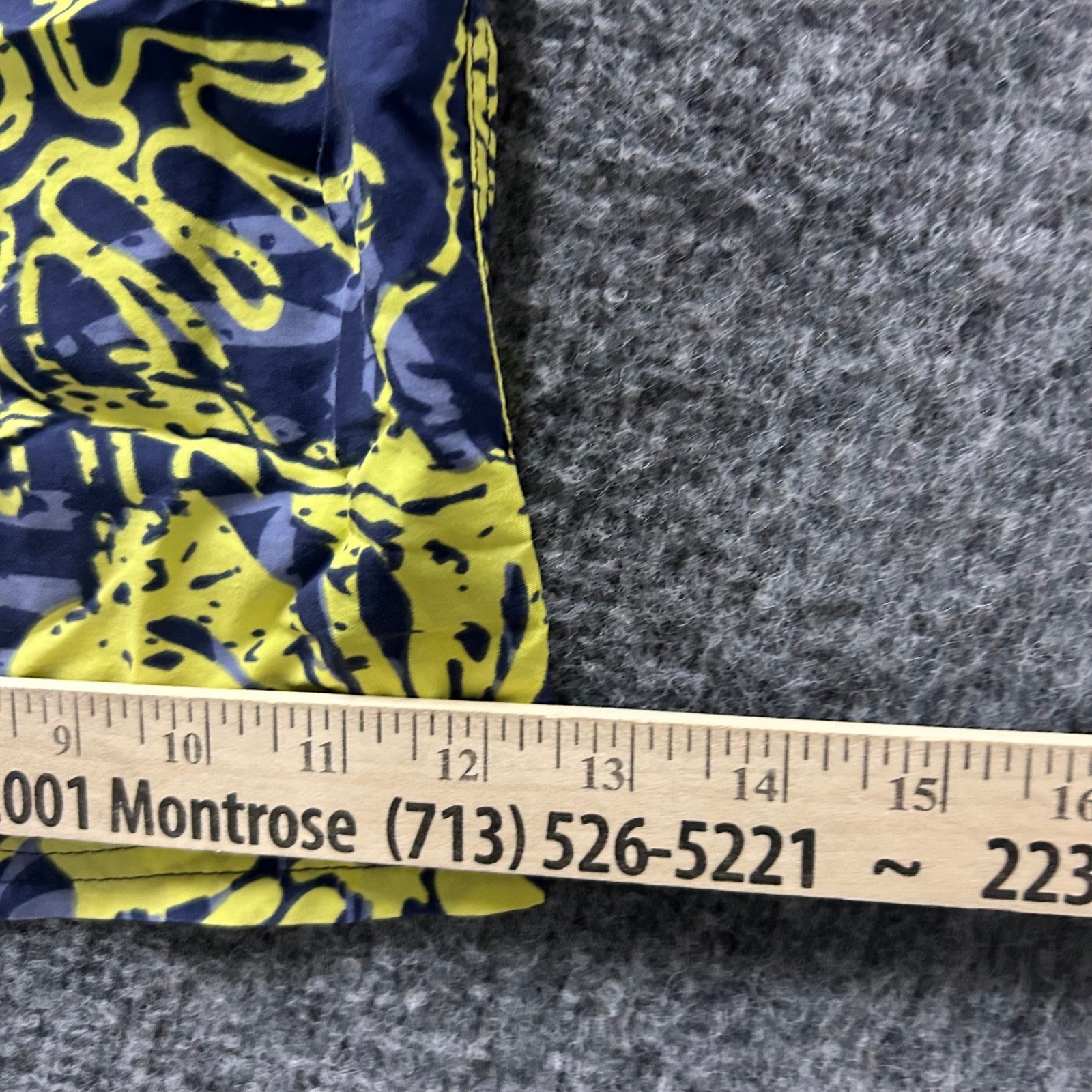 Sand N Sun Swim Trunks Mens Size L Navy Yellow Hibiscus Floral Mesh Lined Beach
