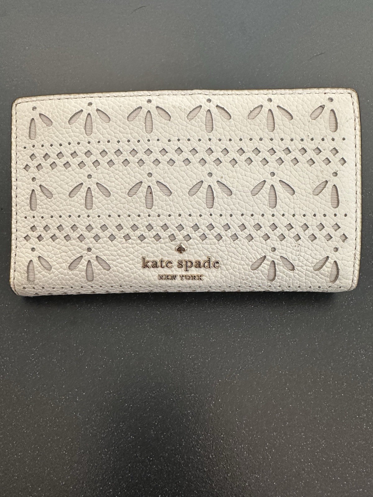 Kate spade New York Women’s Pink/Cream Floral Bifold Wallet Bow Logo Zip Snap