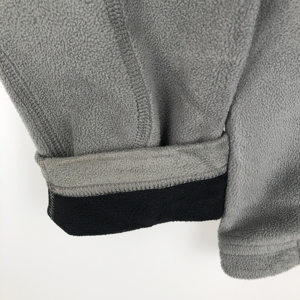 Used Patagonia 25855FA11 fleece jacket men’s size M (approx.)