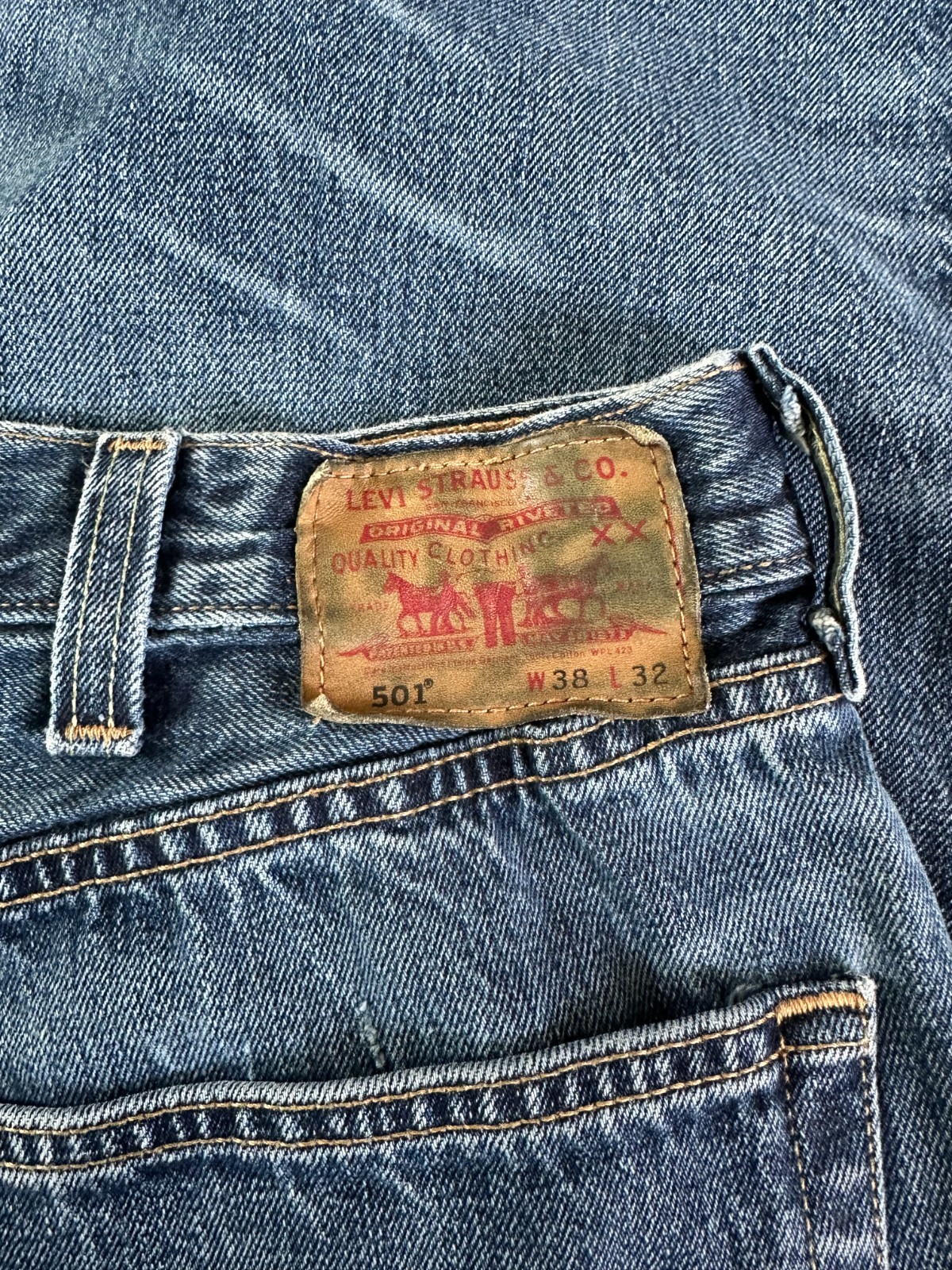 vtg 00’s Levi’s 501 XX Salvage Red Line Button Fly Distressed Jeans Sz 36×29