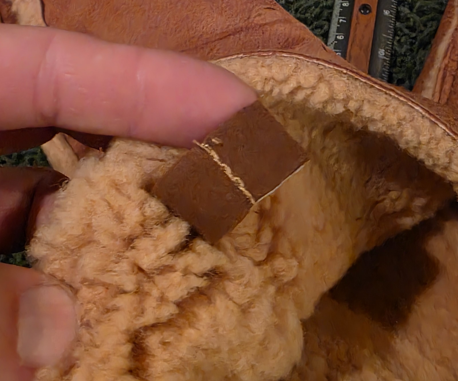 Orvis XL 15 1/2″ long Fleece Lined Leather Mittens