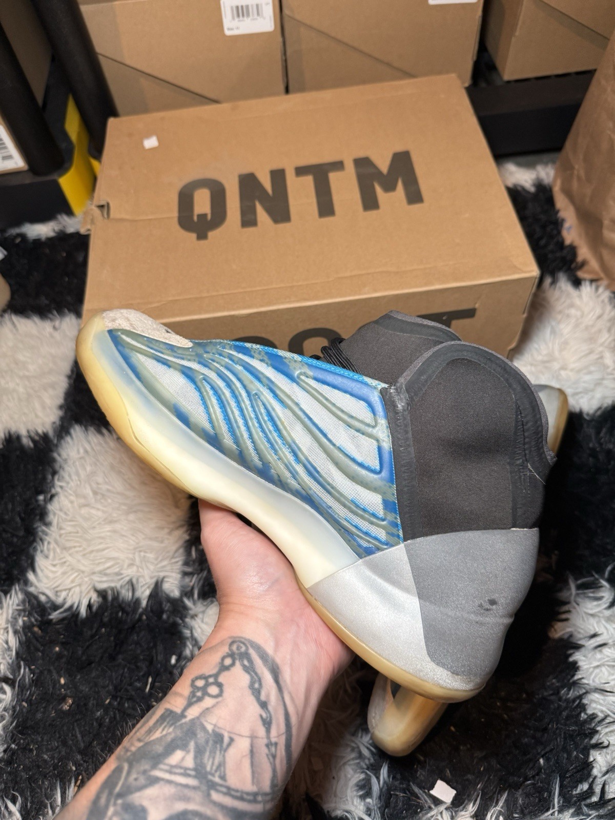 Size 11 – adidas Yeezy Quantum Frozen Blue