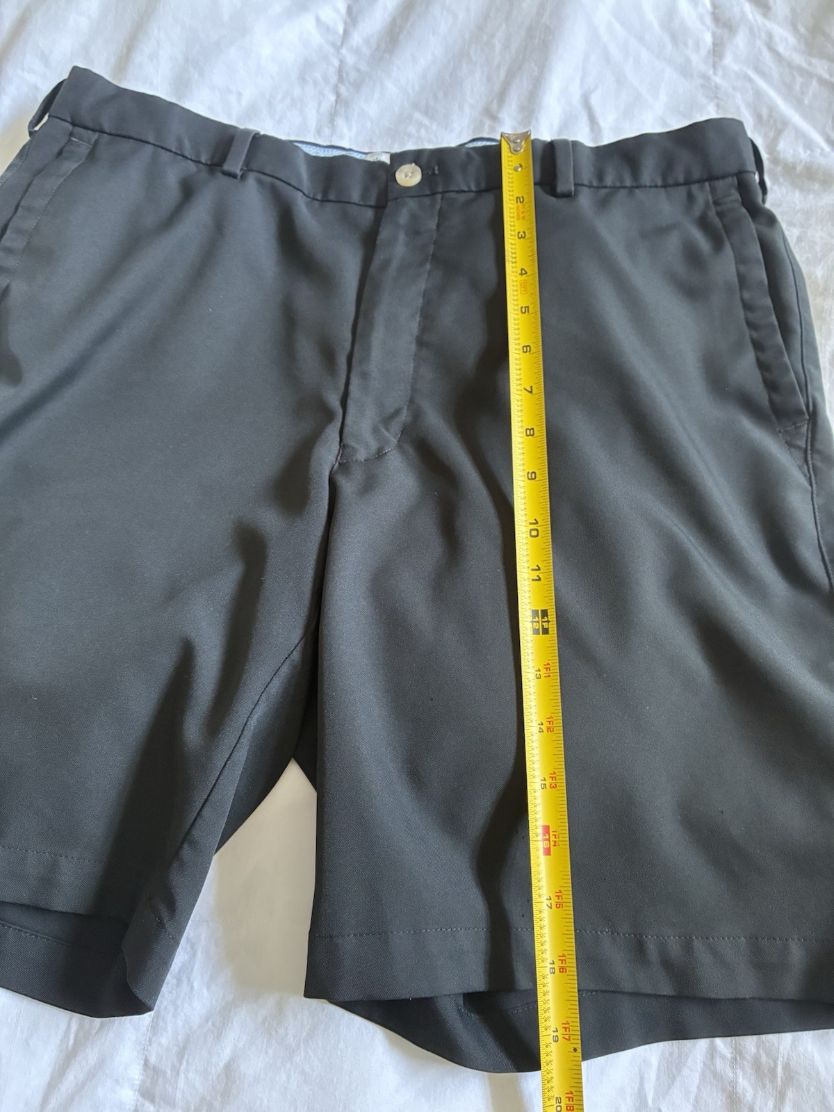 Peter Millar Men’s Gray Solid Chino Flat Front Slash Pocket Button Shorts