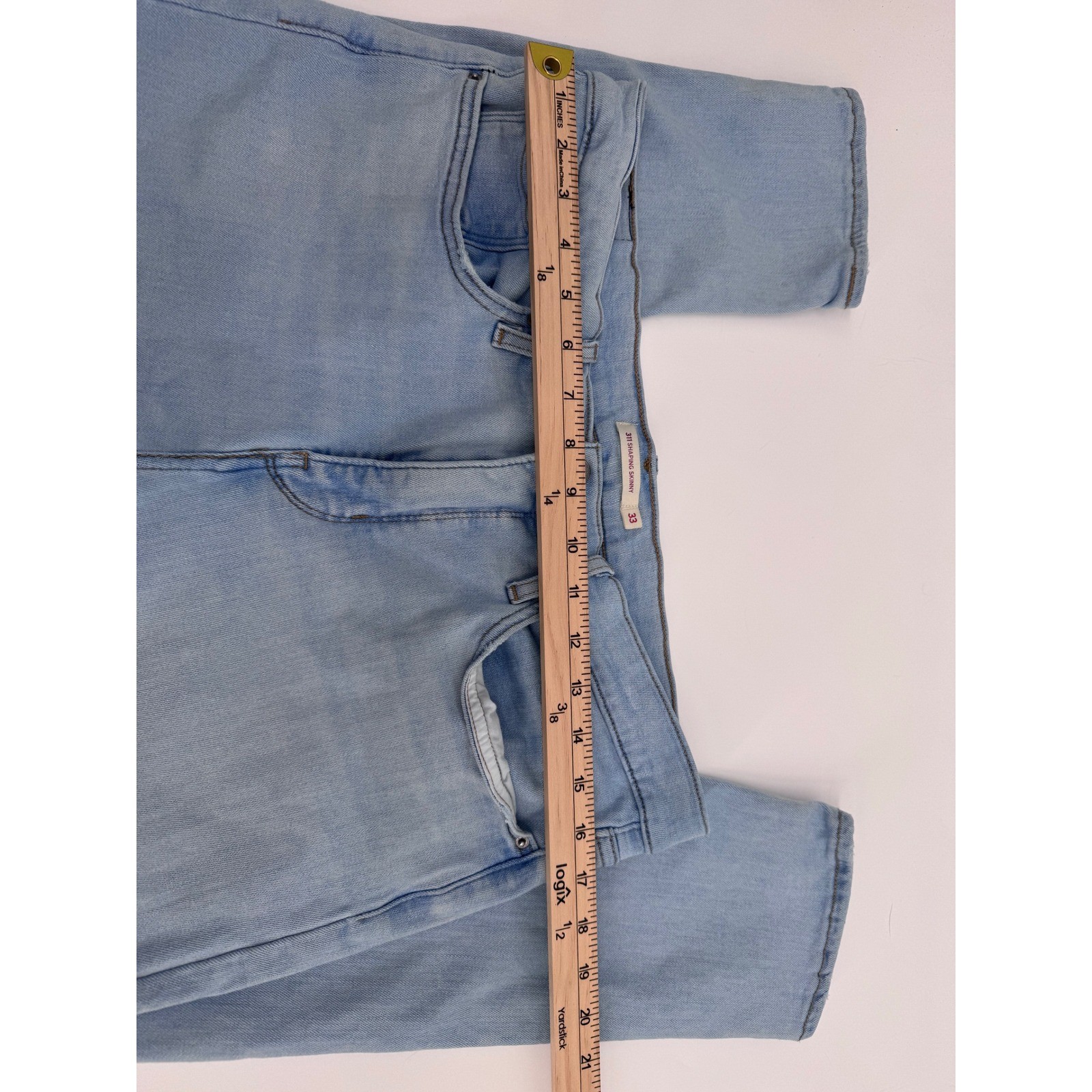 Levis 311 Shaping Skinny Jeans Light Wash Blue Denim W33 L30 19626-0321