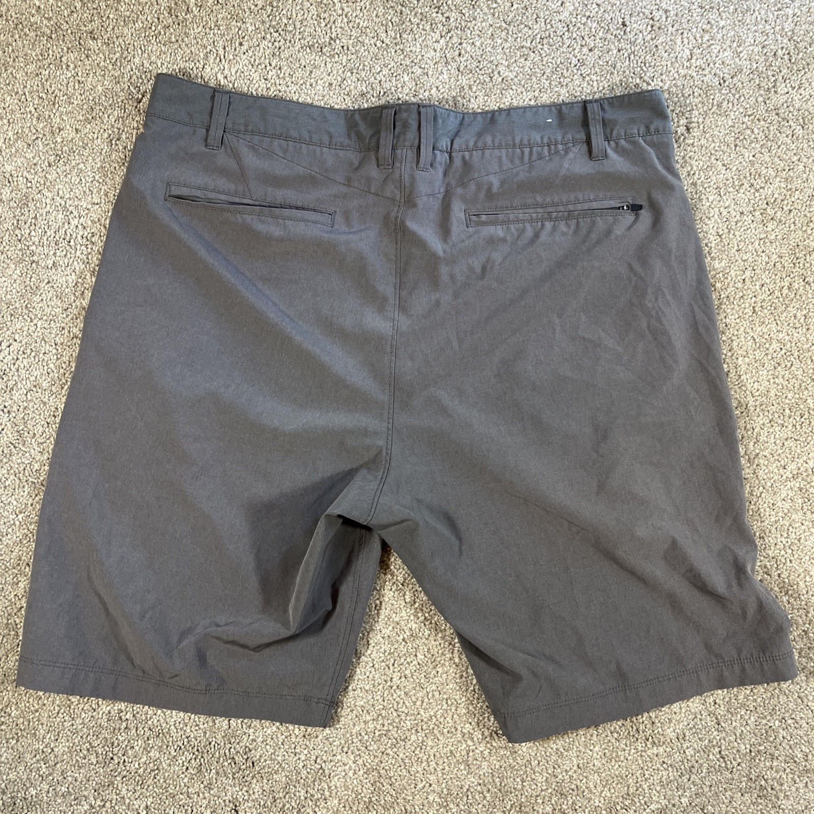 7 Diamonds Men’s Performance Shorts 38 Gray Golf Walking Hiking Flat Front
