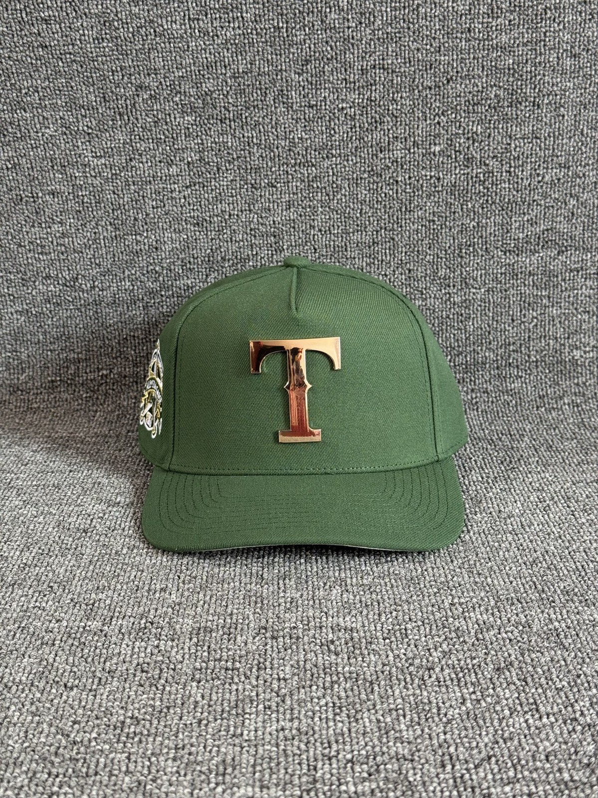Mitchell & Ness Texas Rangers Snapback Olive Green Flat Brim Hat