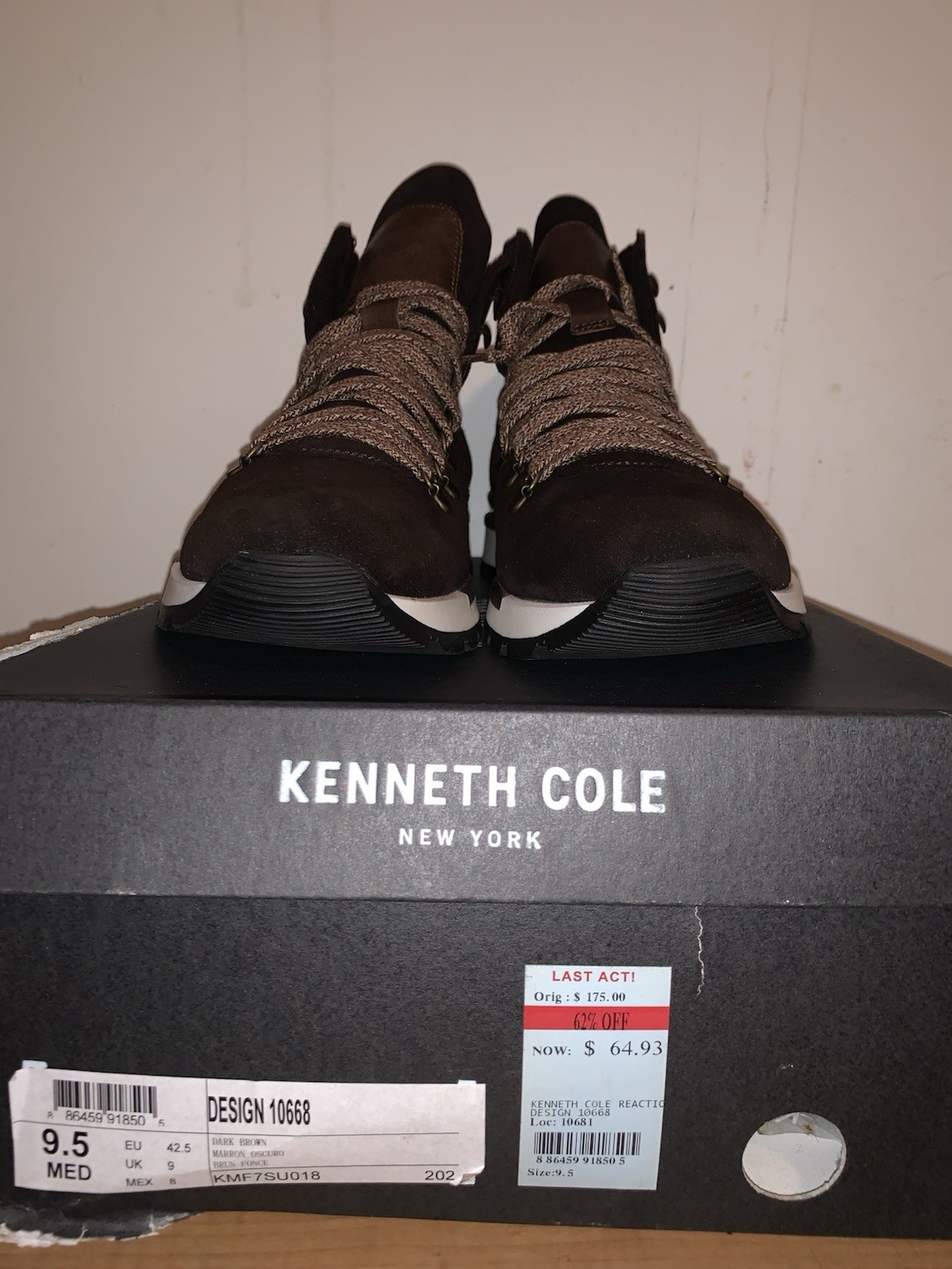 Kenneth Cole Design 10668 Boots Size 9.5 Mens Dark Brown color New