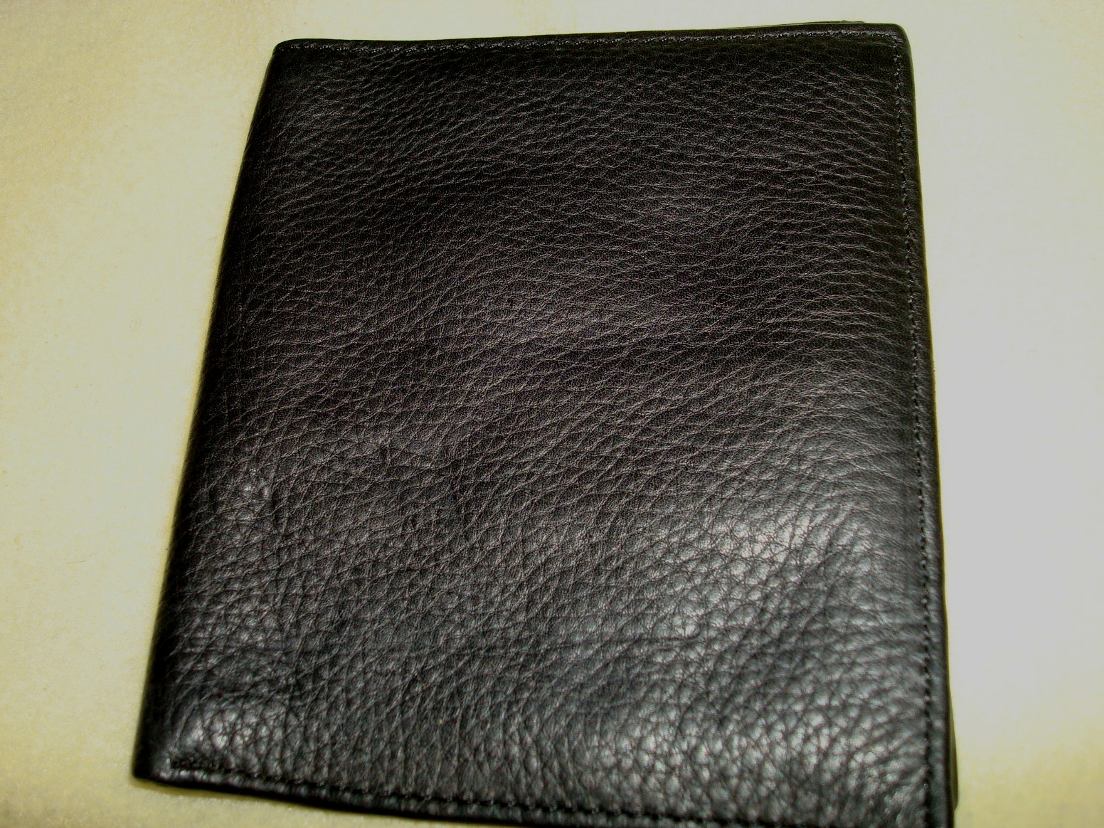 Amity Genuine Leather Large Bifold Wallet -with 8 Card Slots- 4.5″ x 5.25″ Black