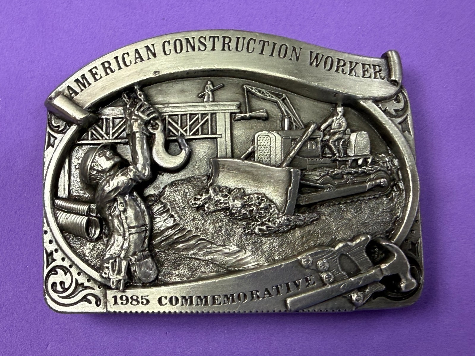 American Construction Worker 1985 Commemorative Belt Buckle by Arroyo Grande