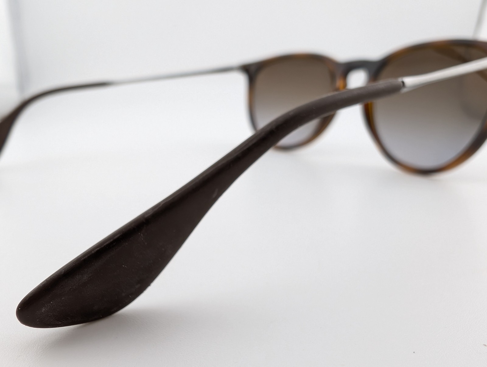 Ray-Ban Sunglasses, Polarized Lenses, Erika RB 4171 710/T5, 54-18-145, Thailand