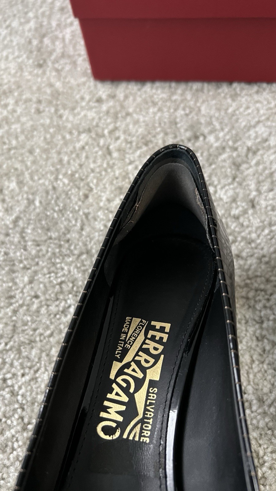 Salvatore Ferragamo Italy Black Patent Leather Pola Gold Striped 7cm ShoesSize 8