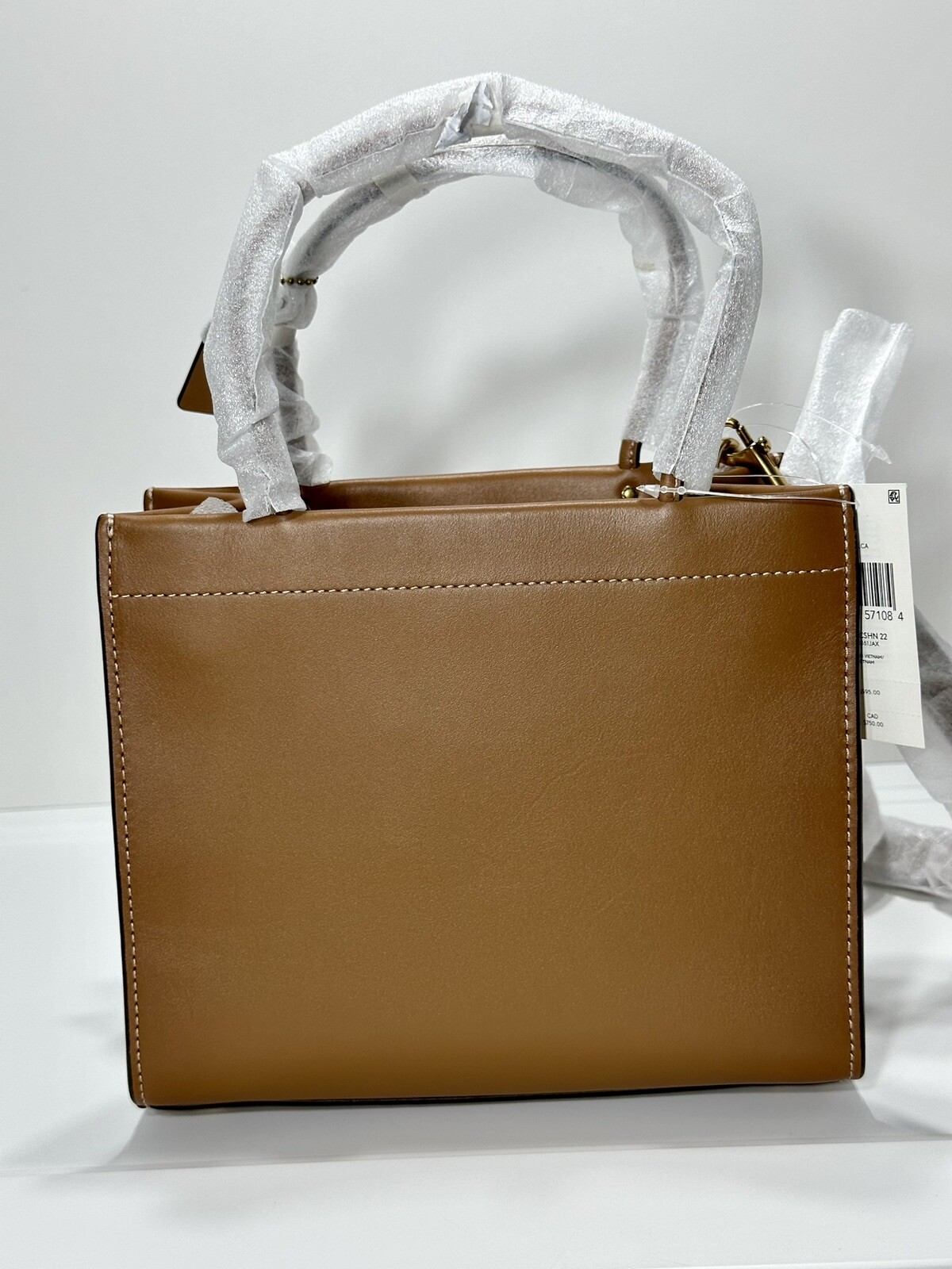COACH x Tom Wesselmann Cashin Carry Tote 22 in Floral Print CA128