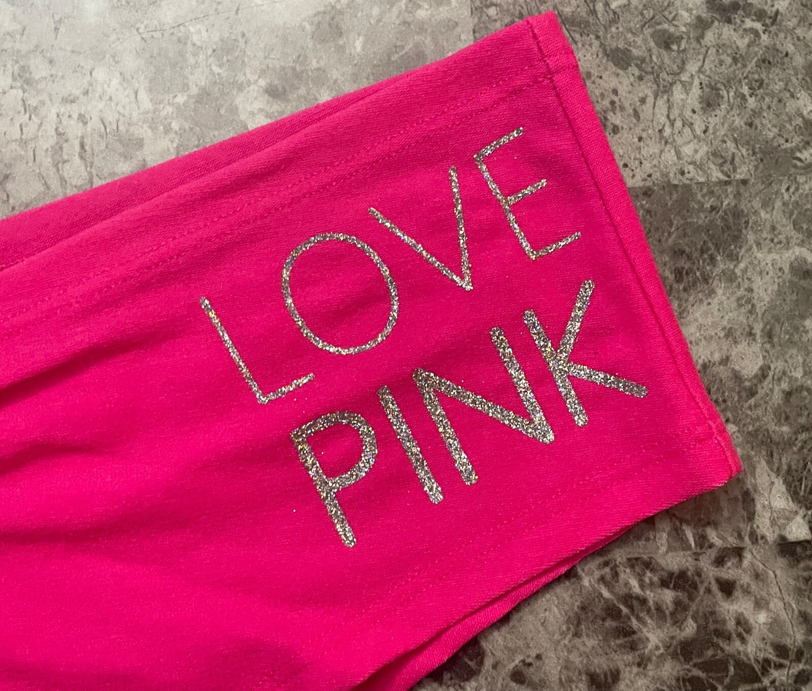 NWT VICTORIA’S SECRET PINK MEDIUM GLITTER LOGO RUCHED BOW RARE CHEEKSTER PANTIES