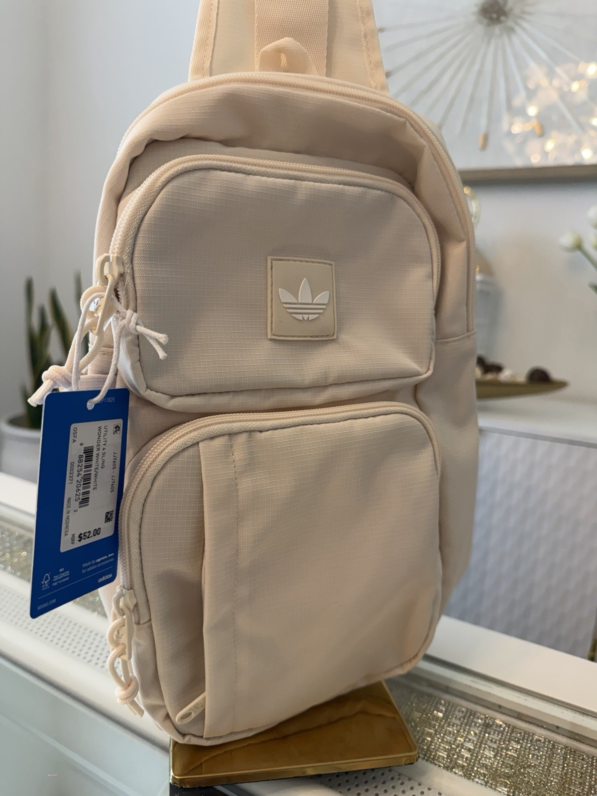Adidas Utility 4 Sling Bag adjustable crossbody Strap, Wonder White/White NWT