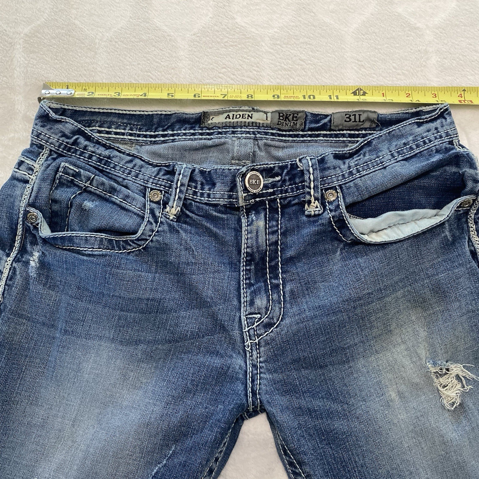 BKE Aiden Bootcut Jeans Men’s 31L (31×32) Medium Wash Distressed Faded Heel Drag