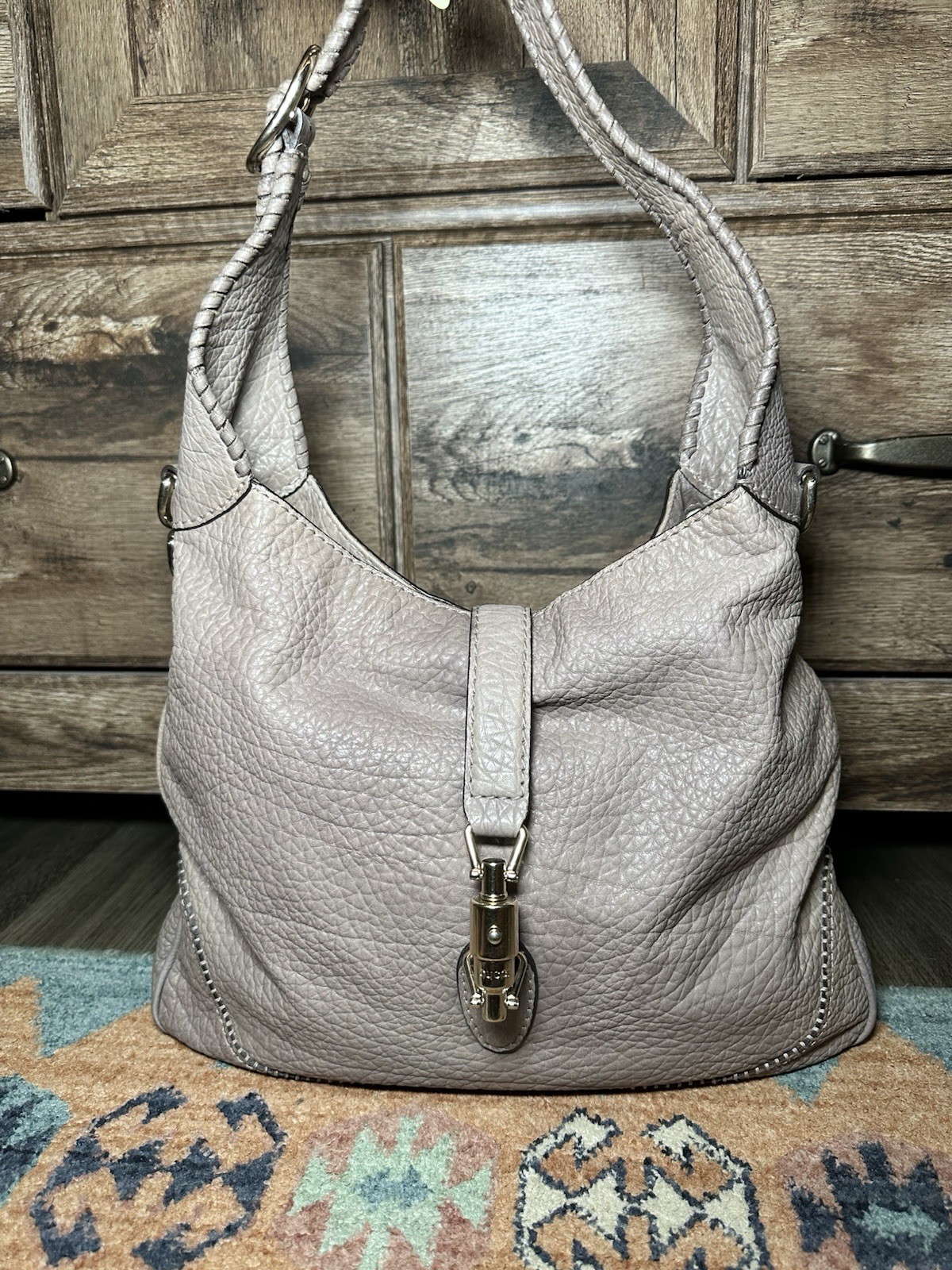 Gucci Hobo 1961 Jackie Medium Shoulder Bag