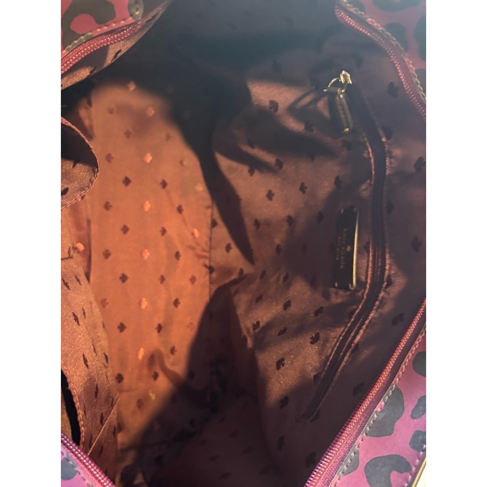 Kate Spade New York Schuyler Medium Toto Burgandy and Dark Brown Leopard-Prinr