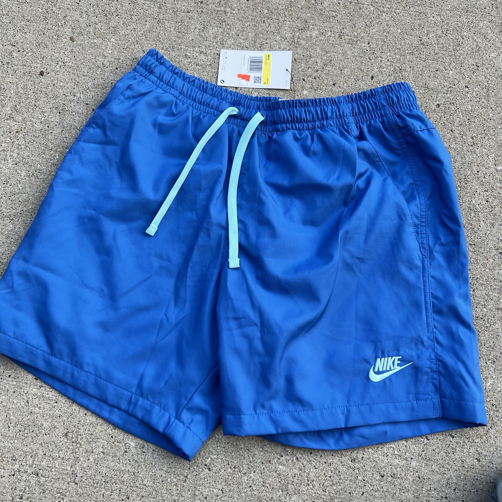 Nike Sportswear Men’s S Shorts Royal Standard Fit Mid Thigh Length Swim Trunks
