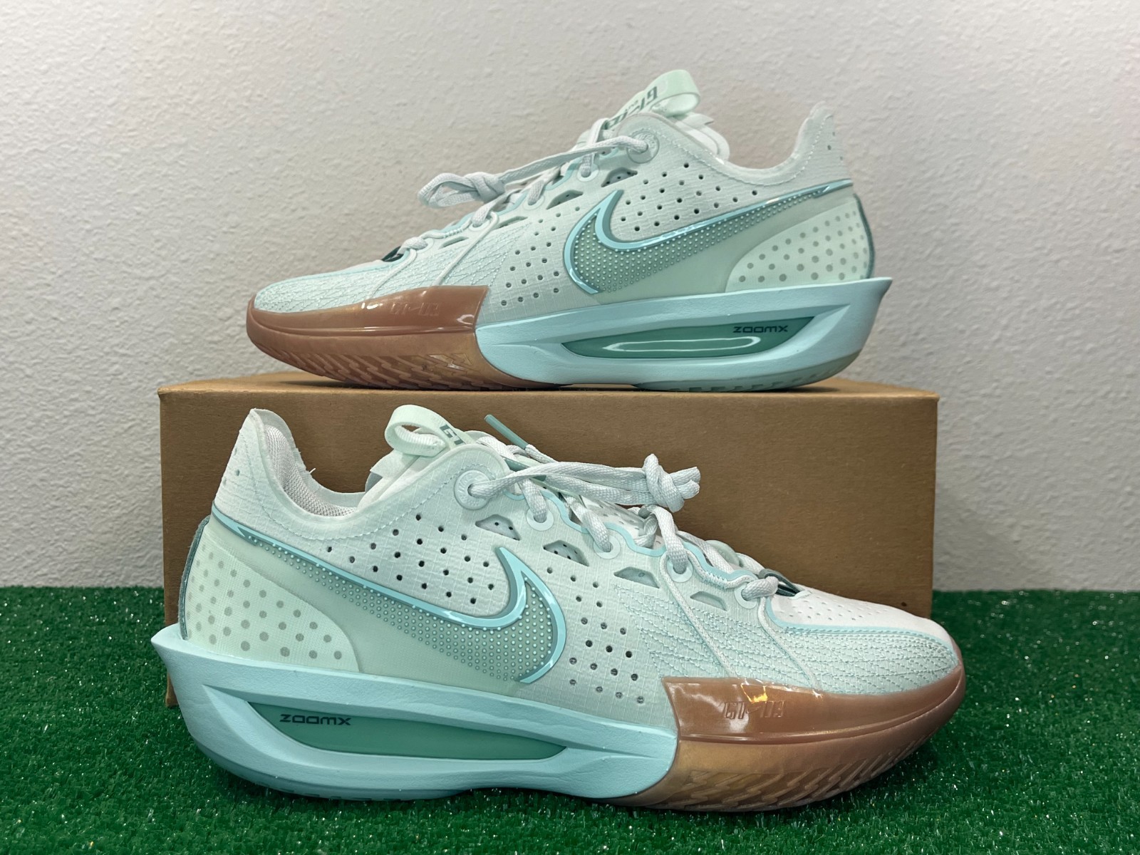 8.5 Men/10 Women – Nike Zoom GT Cut 3 Barely Green Mint Basketball Shoes DV2913