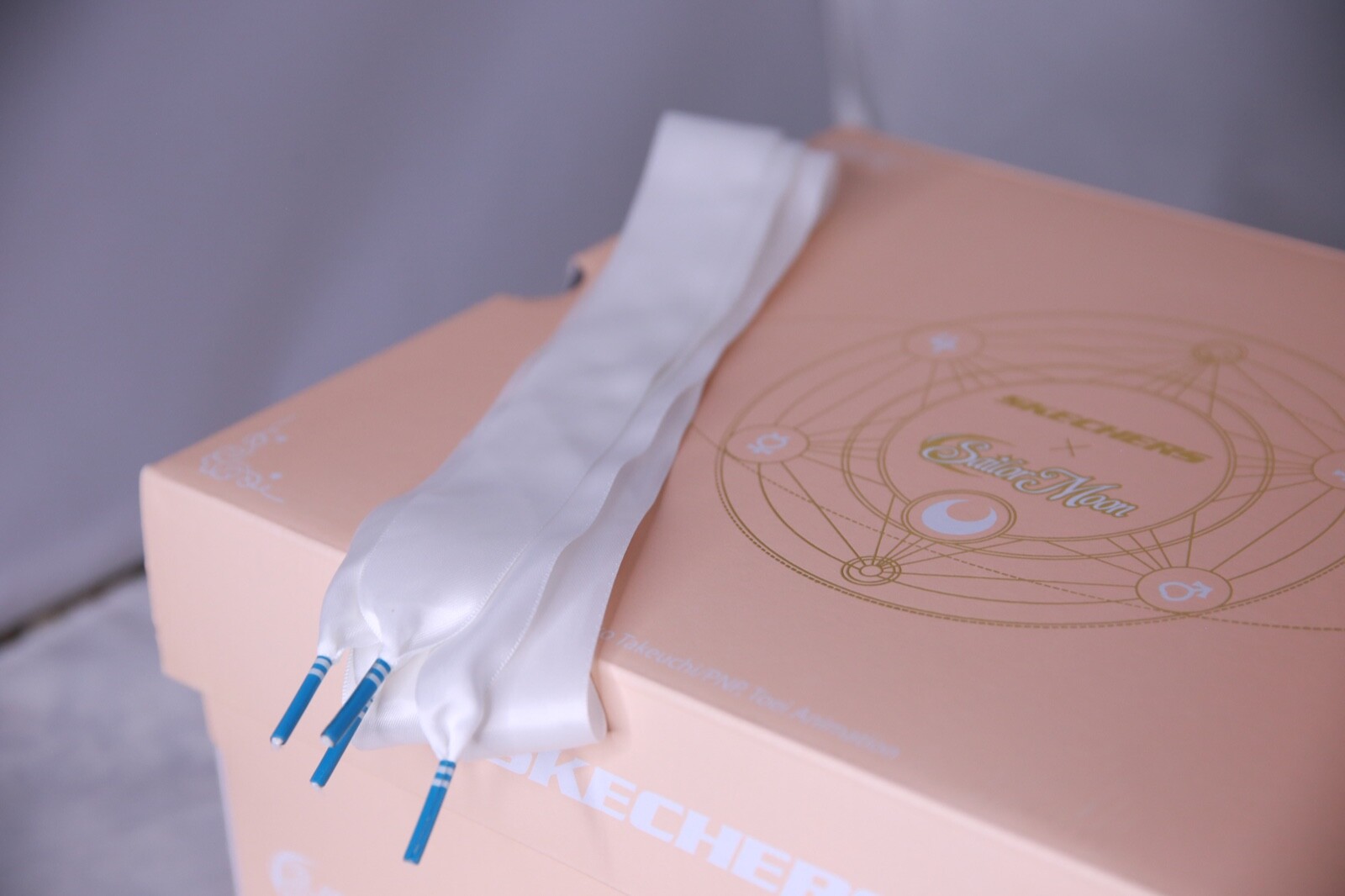 Skechers Sailor Moon x D’Lites Airy 2.0 Sailor Mercury Women’s Size 8.5 OG Box