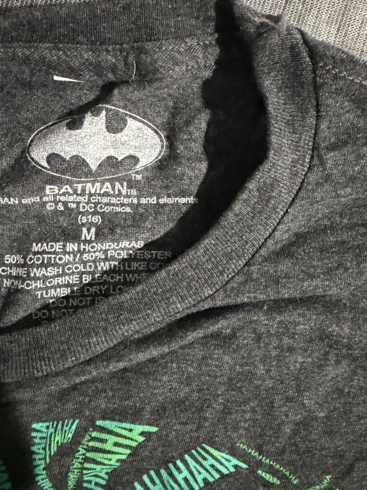 Batman Men’s Joker Graphic Print T-Shirt Gray Regular Fit Crew Neck M VINTAGE