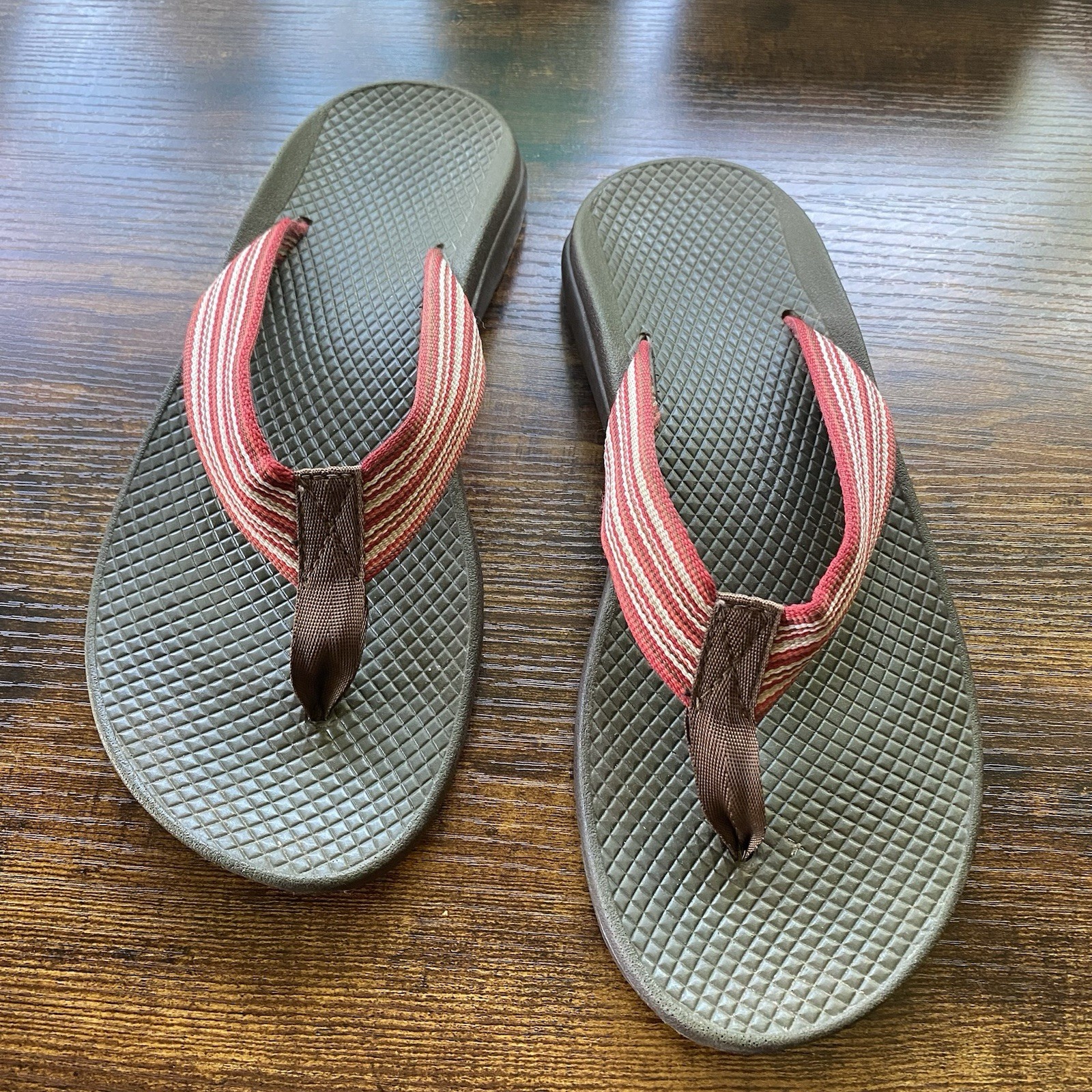 Chaco EcoTread flip flops with a multi-colored strap. Size W8 Women’s 8 Red