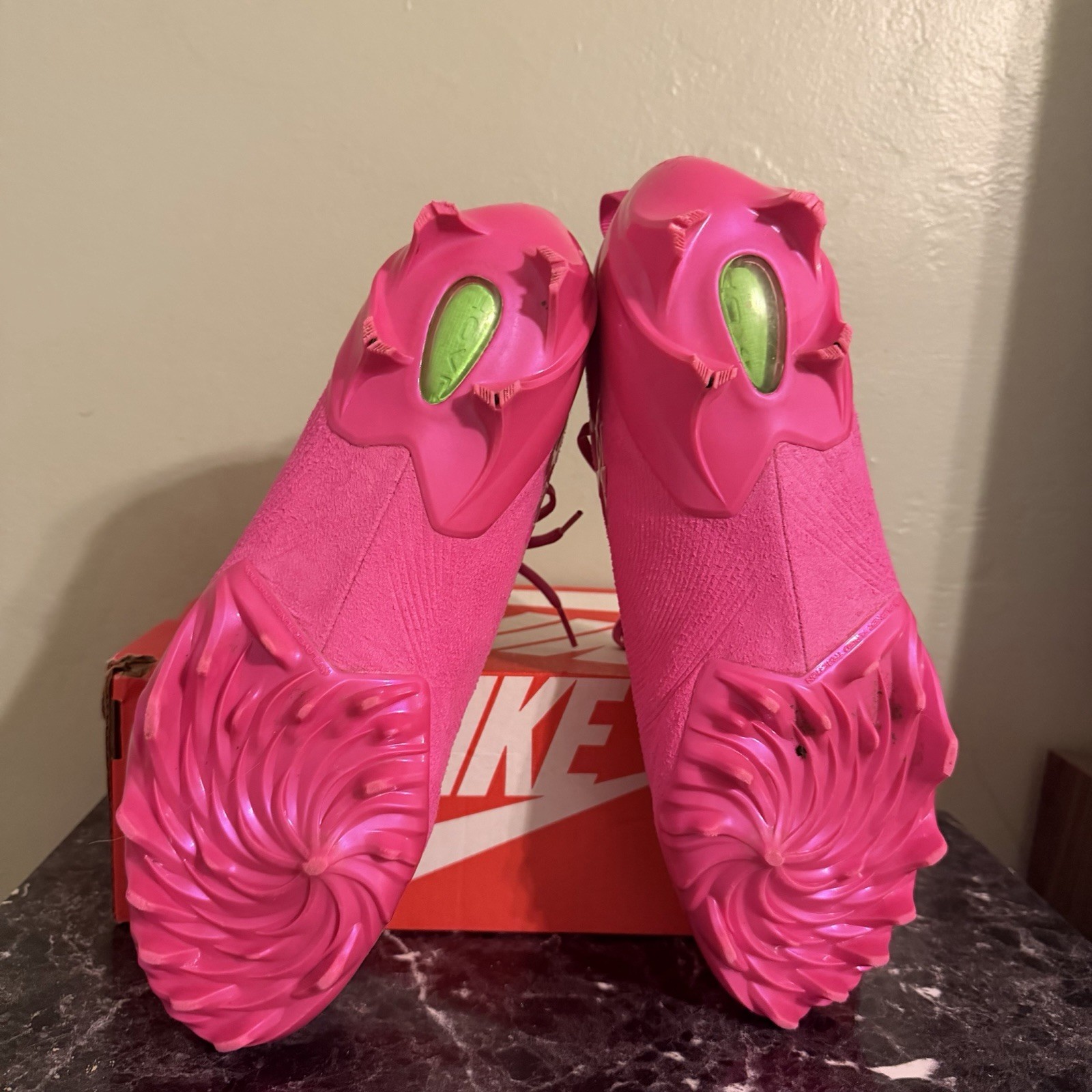12 Mens Under Armour Spotlight Pro Suede Football Cleats Rebel Pink 6000074-652