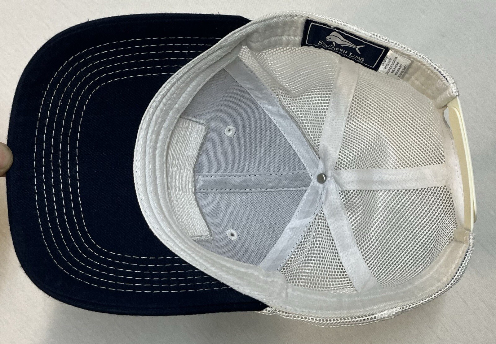 Southern Lure Mesh SnapBack Ball Cap Hat Front Patch Logo Bronco Surfboard EUC