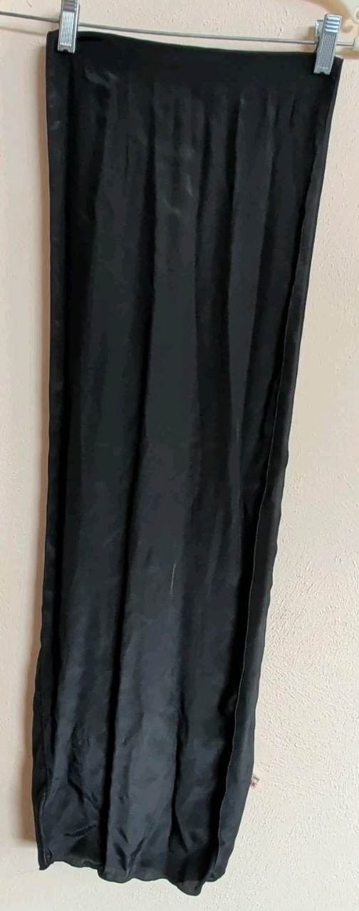 Kokoro By Kokoro 100% Silk Made In Japan Black Scarf 70″L×11″W