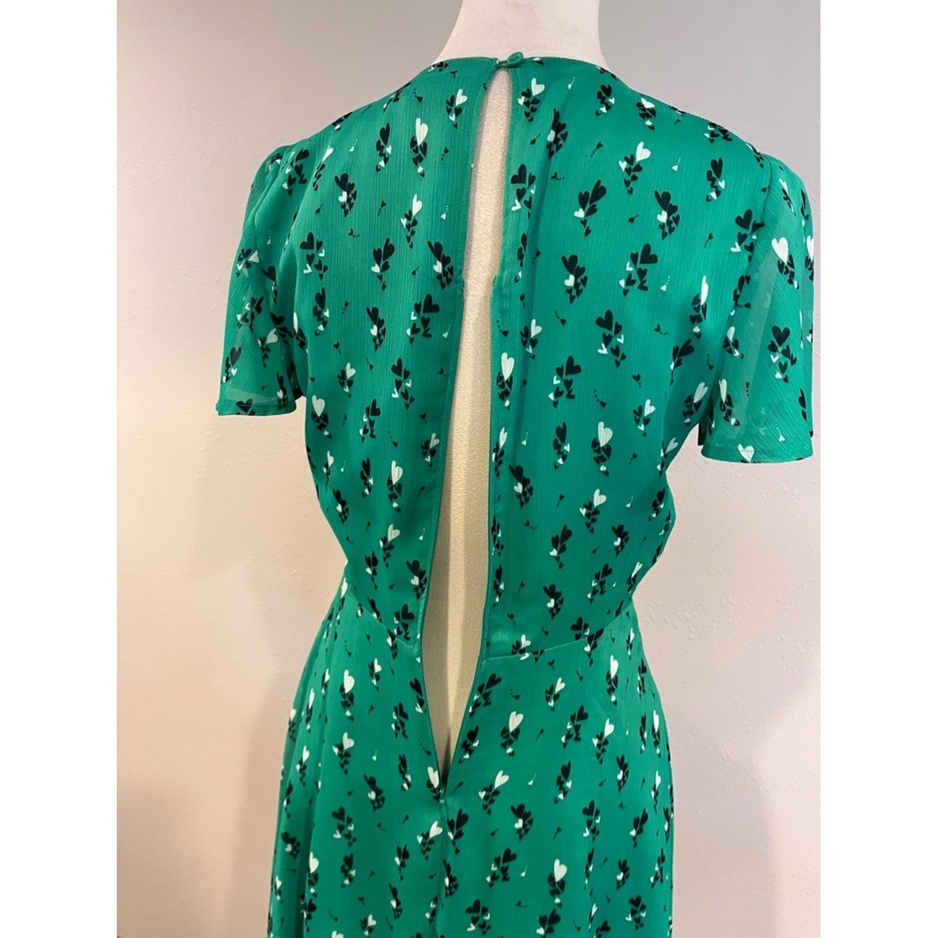 MaisonJules short sleeve heart print fake Wrap Dress size 4