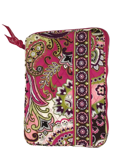 z VERA BRADLEY Very Berry Tablet Sleeve 6.25 in x 8.5 in x .75 in Zip Close
