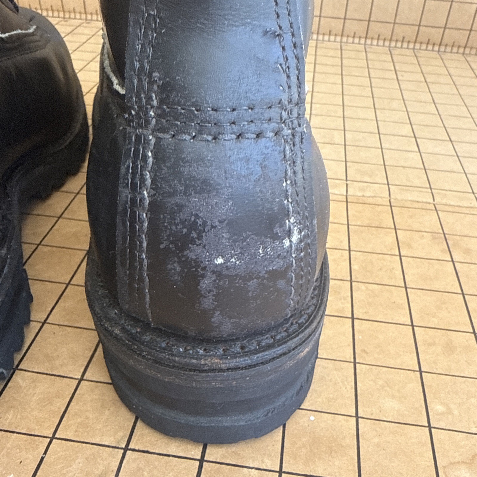 Size 10D Chippewa Military SEE PICTURES