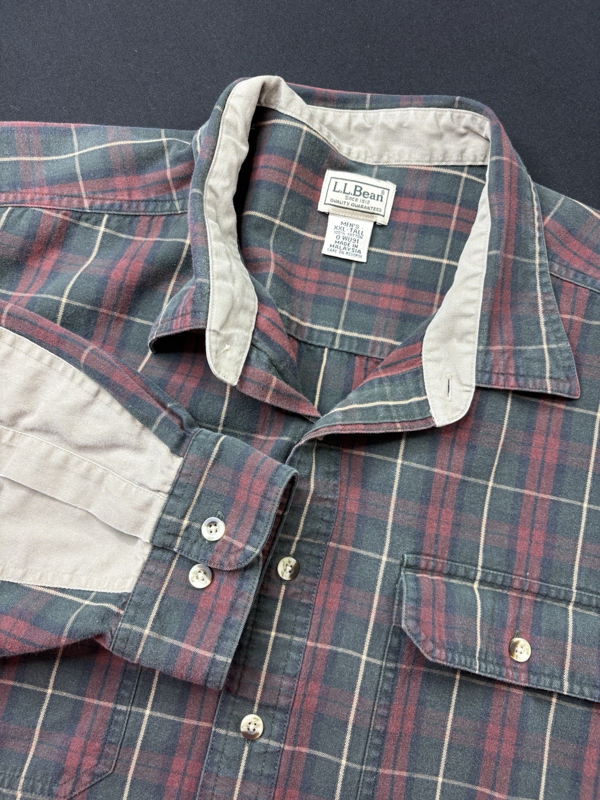 LL Bean Shirt Men’s XXL-Tall Plaid Elbow Patches Red Green Button Up