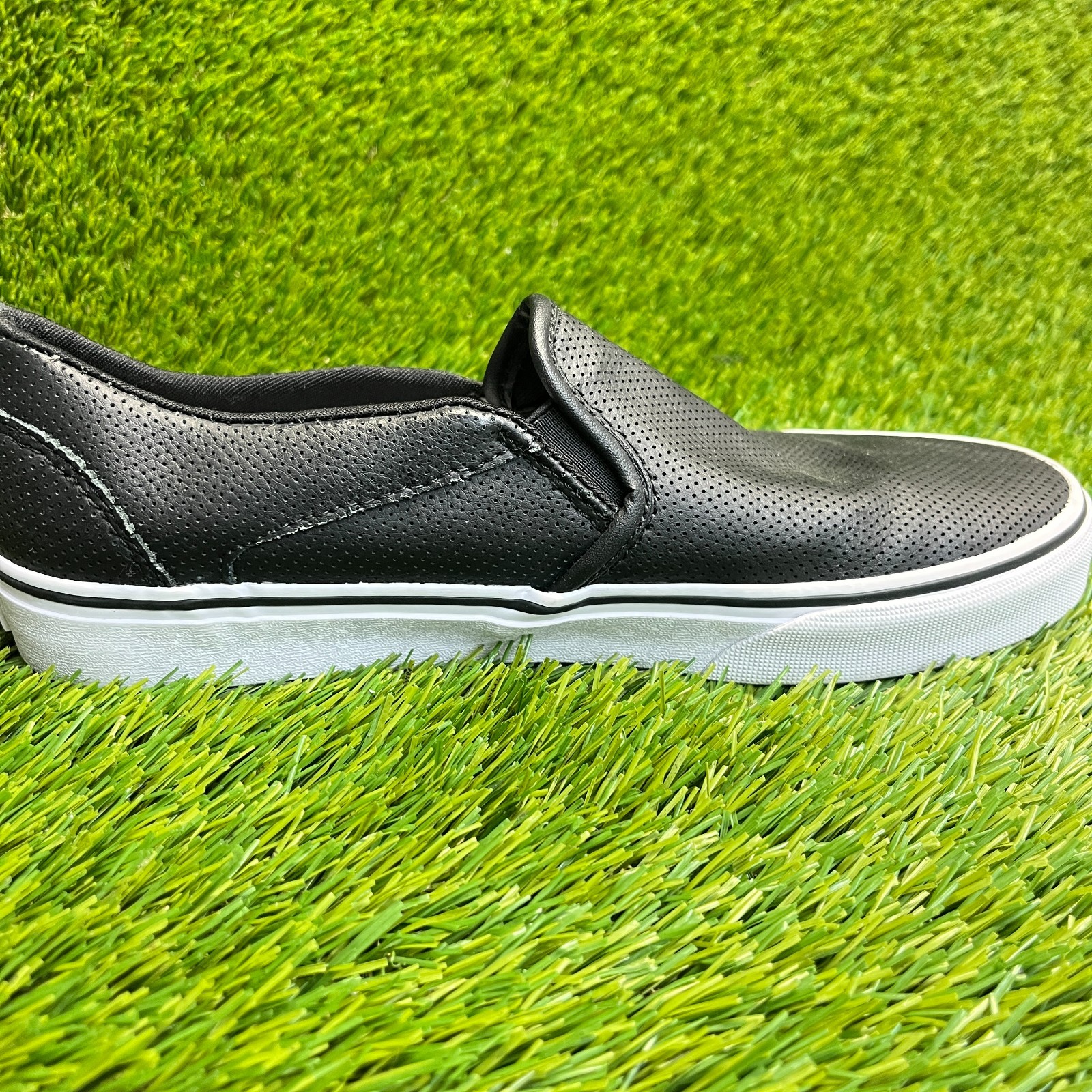 Vans Asher Slip-On Womens Size 9.5 Black Athletic Walking Skate Shoes Sneakers