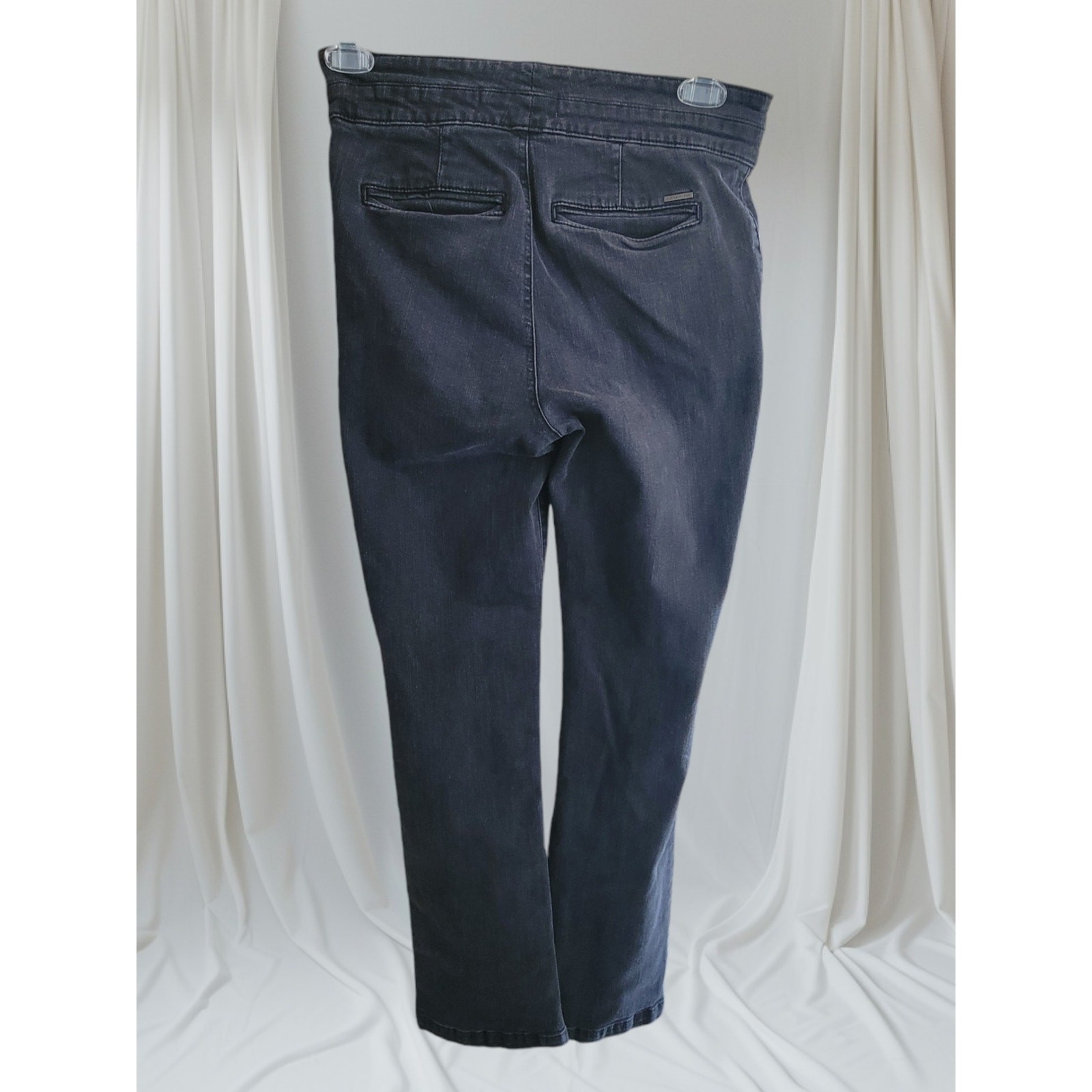 Anne Klein Jeans Size 6 Black Stretch Zipper Button Closure 5 pocket Boot Cut