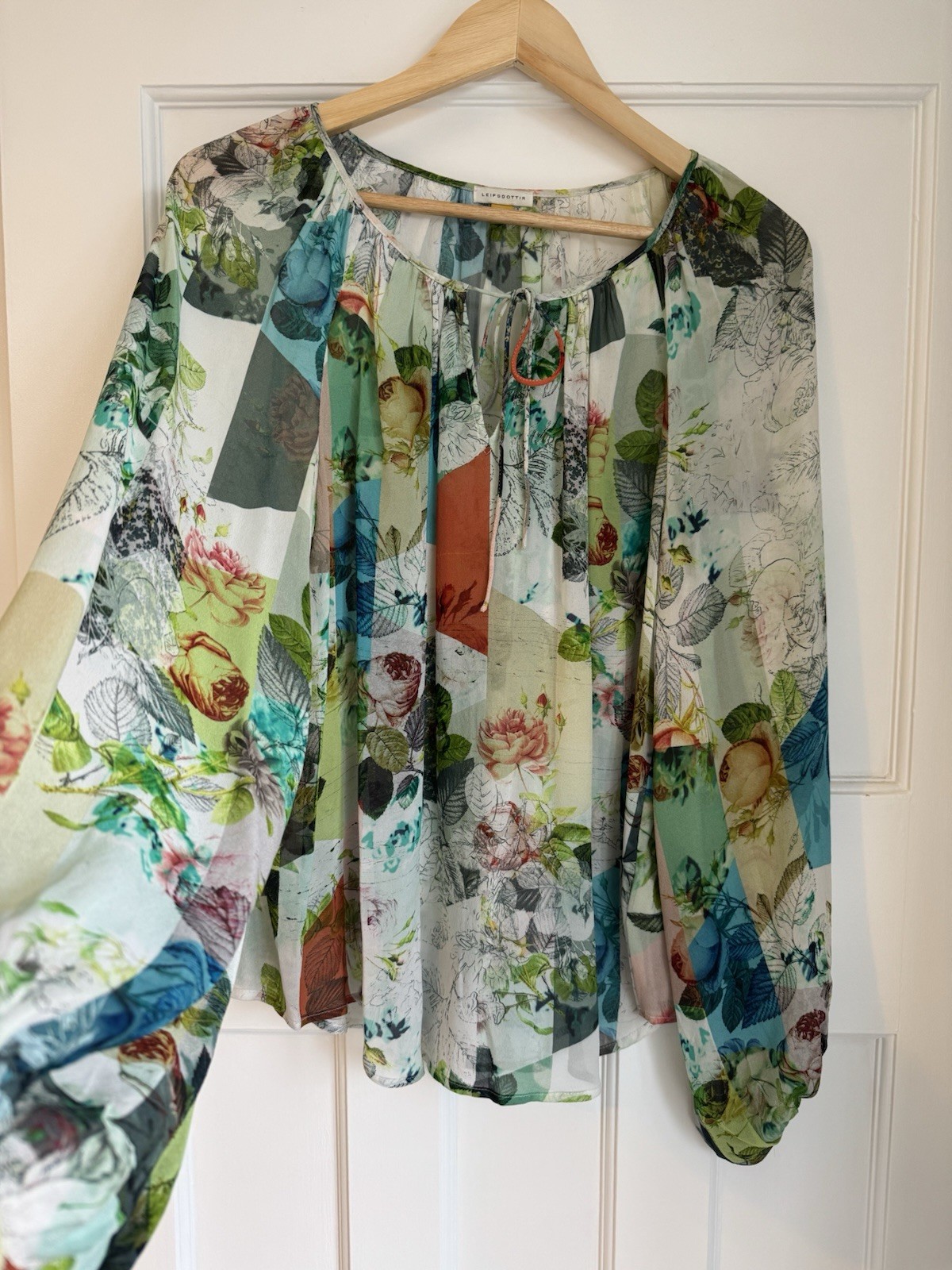 ANTHROPOLOGIE LEIFSDOTTIR Blouse UK8-10 100% Silk Floral Sketch Print Spring