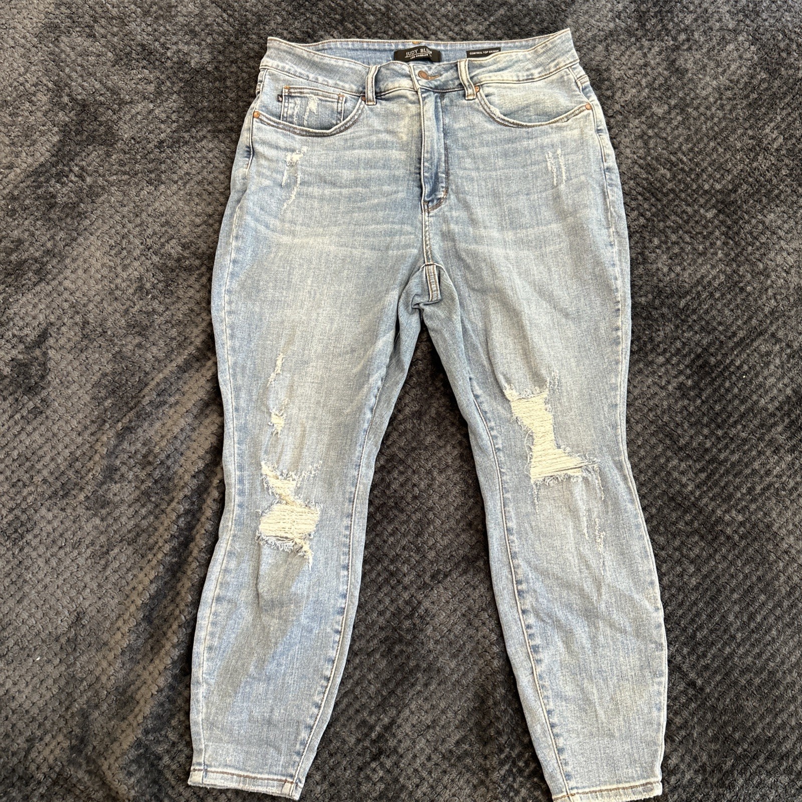 Judy Blue Jeans Control Top Skinny Distressed Jeans Pockets Size 18W Reg Womens