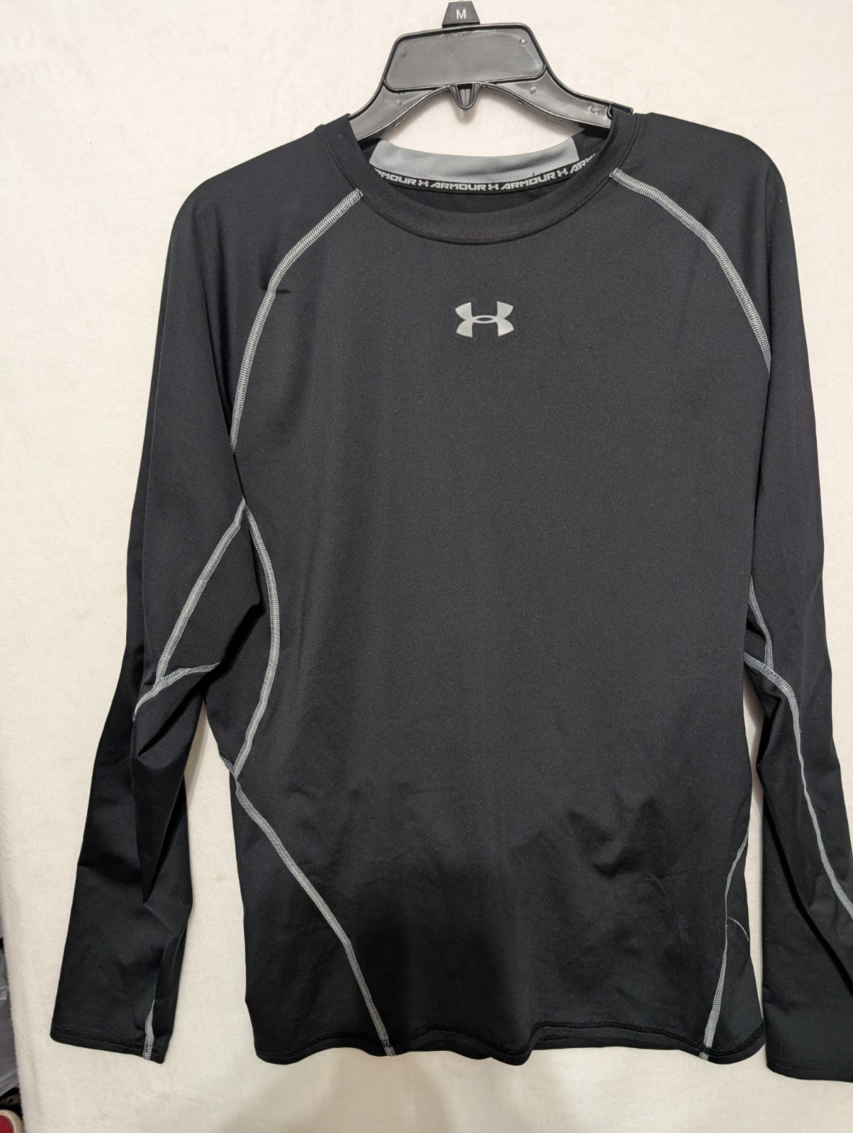 Mens Black Under Armour HeatGear Compression Shirt Long Sleeve Crew Neck Size M