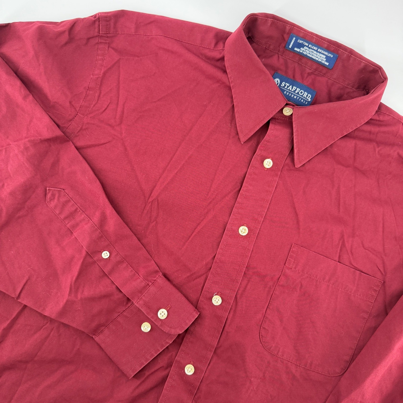 Stafford Button Down Shirt Mens 16-16.5 34/35 Burgundy Classic Fit Broadcloth