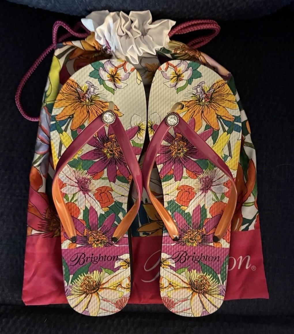 Brighton Maui Flip Flops Sandals Size 9 NEW In Matching Pouch $75