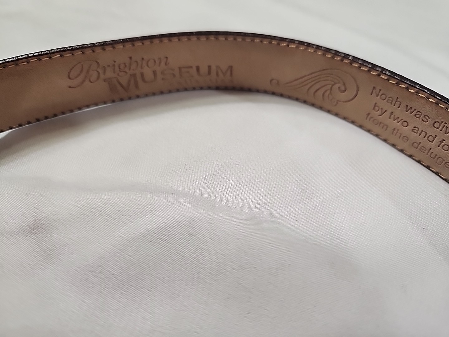 Oroton Brown Leather Belt Size Small. Perfect For Any Occasion