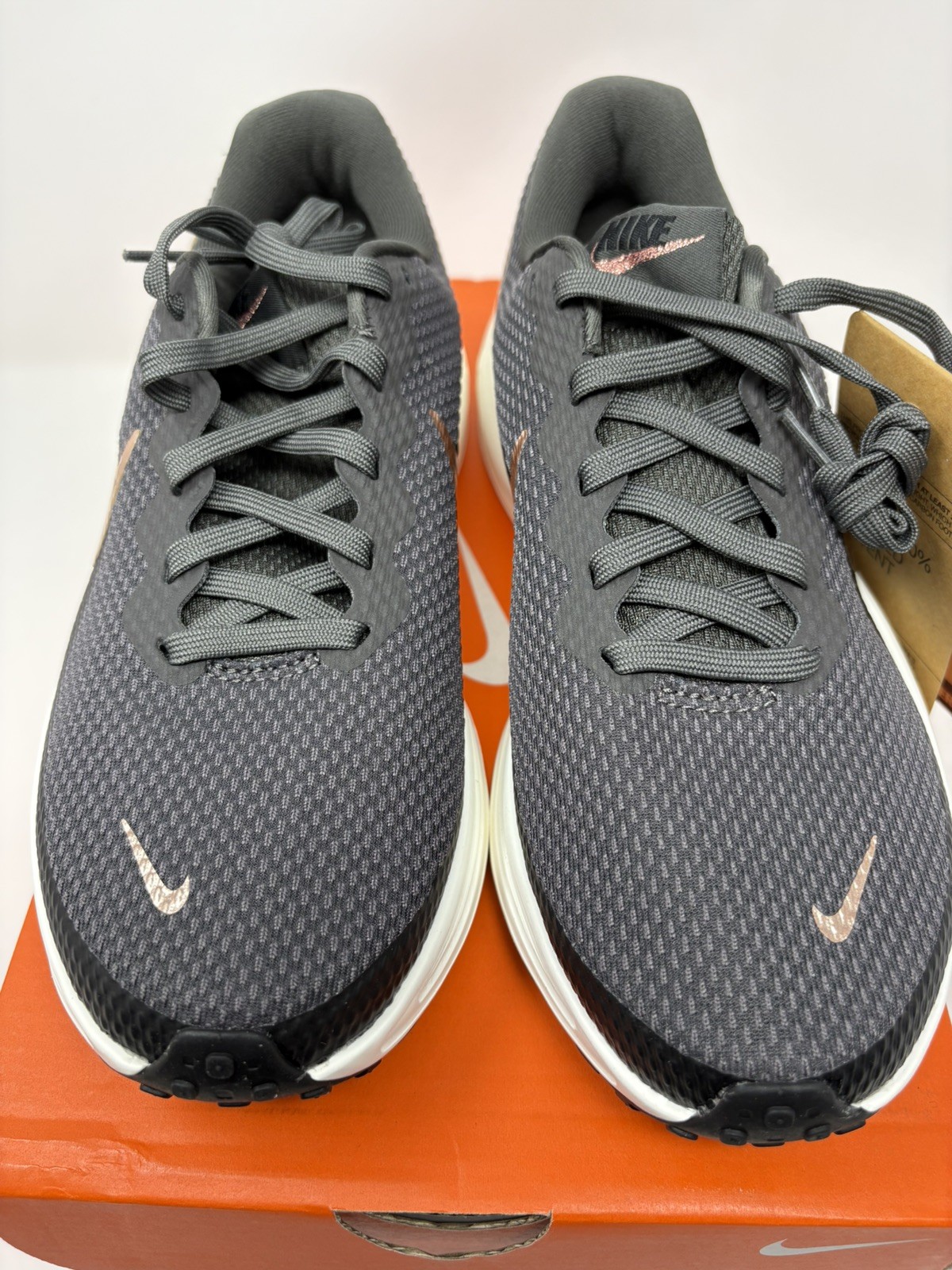 Nike Revolution 8 Ash Black Women’s Size 8 Shoes Athletic Running HJ8485-200 NEW
