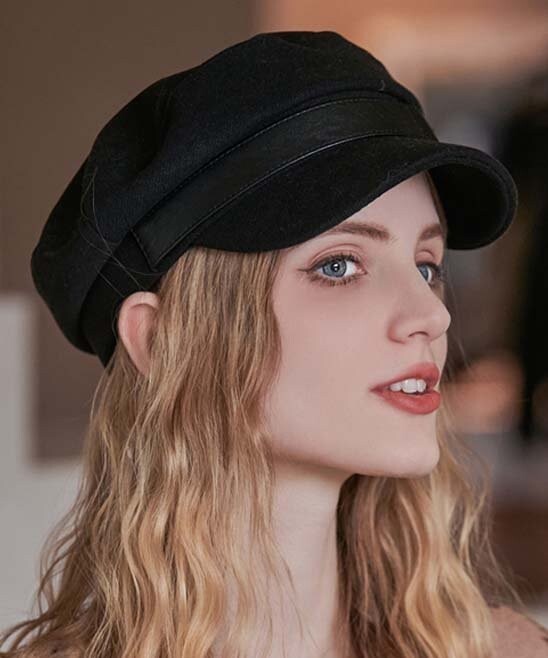 Black Women’s Beret Hat w/ Chain Decorated Peaked Cap Newspaper Hat Vintage