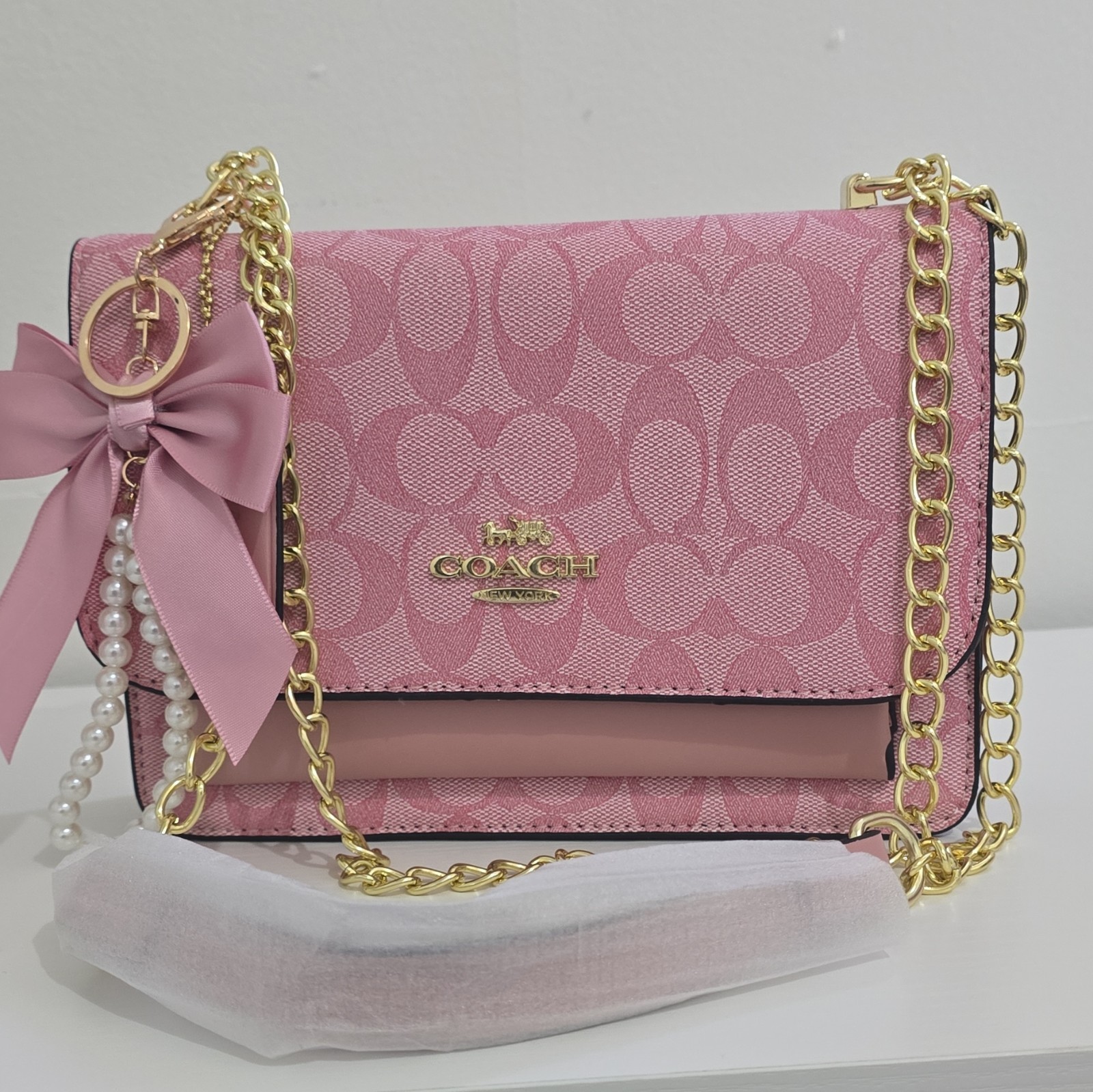 Coach Pink Logo Crossbody Bag Gold Chain Strap Bow Charm Detachable Strap